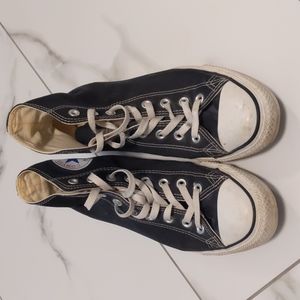 Black High top Converse